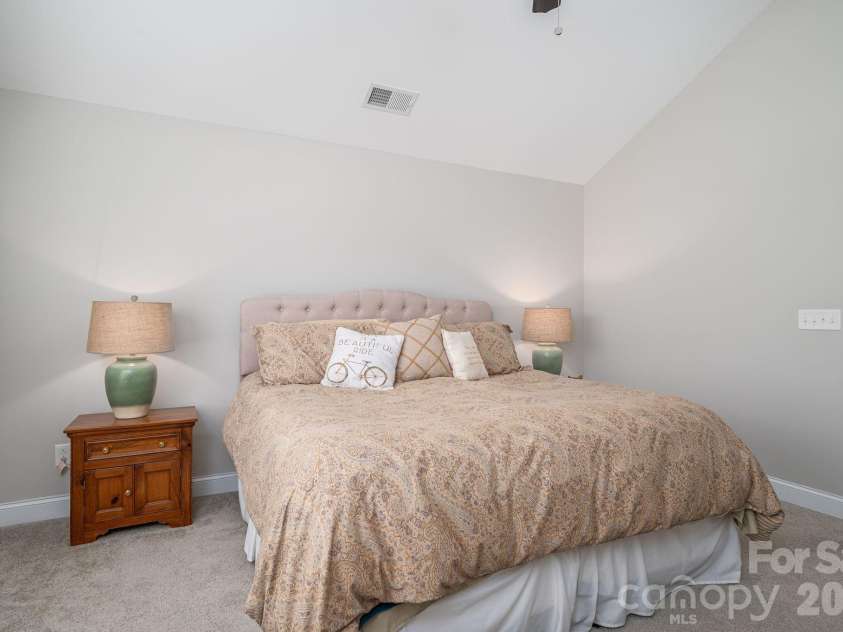 1434 Somersby Circle, Gastonia, NC 28054.  MLS# CAR4363523, YatesRealty ID 19128. Primary Bedroom