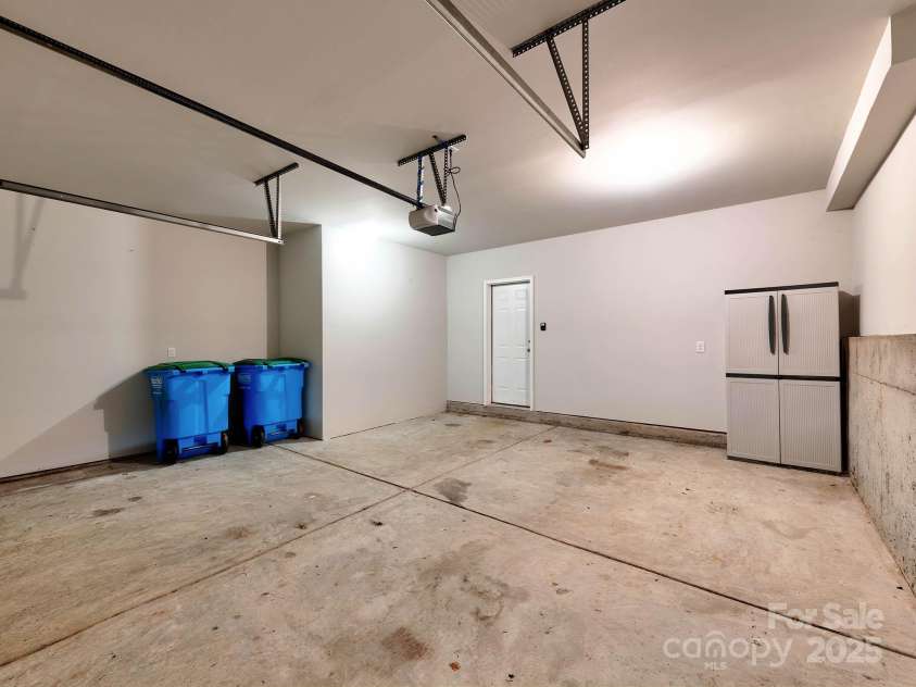 2001 Laurel Village Circle, Belmont, NC 28012.  MLS# CAR4258916, YatesRealty ID 19129. 