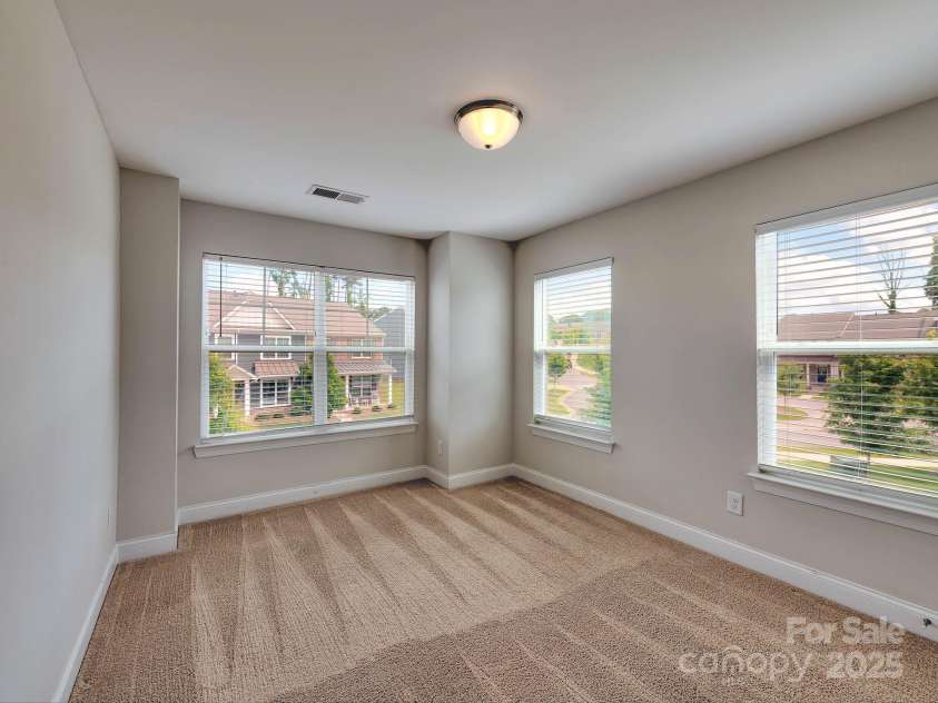 2001 Laurel Village Circle, Belmont, NC 28012.  MLS# CAR4258916, YatesRealty ID 19129. 