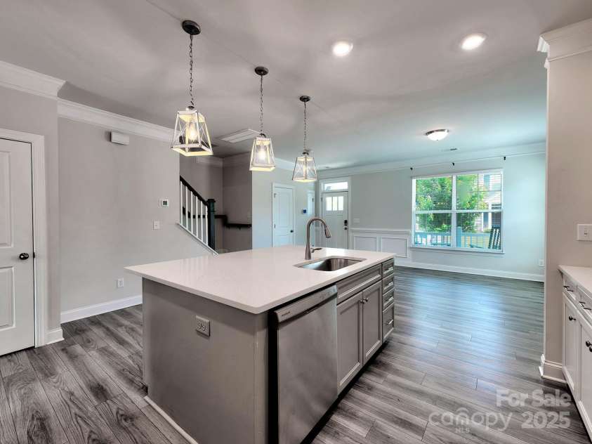 2001 Laurel Village Circle, Belmont, NC 28012.  MLS# CAR4258916, YatesRealty ID 19129. 