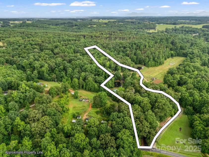 4086 Big Island Road, Rutherfordton, NC 28139.  MLS# CAR4275947, YatesRealty ID 1913. 