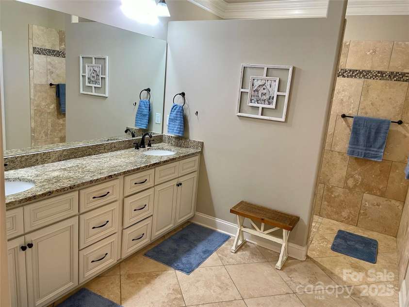 6111 Gold Springs Way, Denver, NC 28037.  MLS# CAR4237961, YatesRealty ID 19130. 