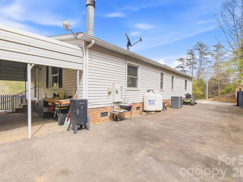 1003 Camp Creek Road, Union Mills, NC 28167.  MLS# CAR4366826, YatesRealty ID 19131. 