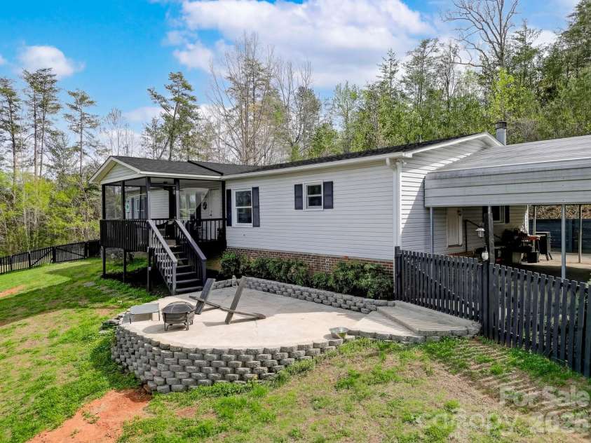 1003 Camp Creek Road, Union Mills, NC 28167.  MLS# CAR4366826, YatesRealty ID 19131. 