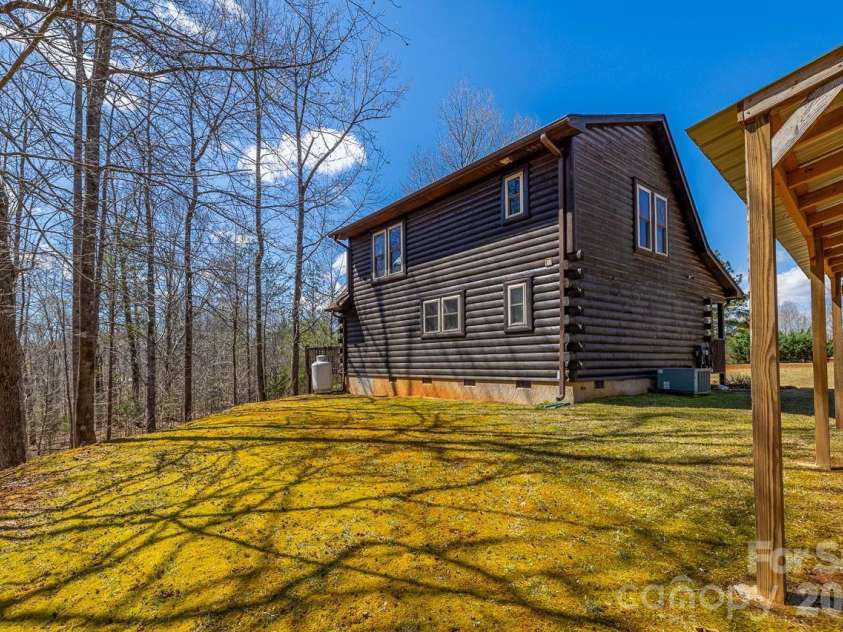 1972 River Crest Parkway, Rutherfordton, NC 28139.  MLS# CAR4359991, YatesRealty ID 19133. 