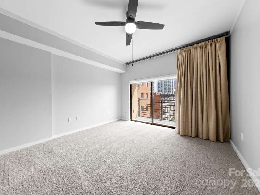 715 N Church Street, Charlotte, NC 28202.  MLS# CAR4269465, YatesRealty ID 19133. 