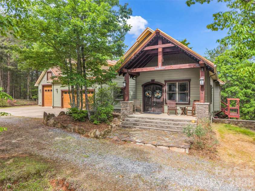 174 Rock Ridge, Lake Lure, NC 28746.  MLS# CAR4371257, YatesRealty ID 19135. 