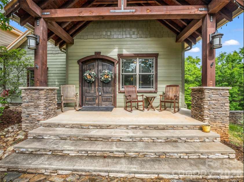 174 Rock Ridge, Lake Lure, NC 28746.  MLS# CAR4371257, YatesRealty ID 19135. 