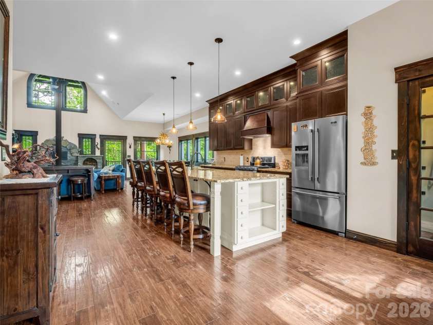 174 Rock Ridge, Lake Lure, NC 28746.  MLS# CAR4371257, YatesRealty ID 19135. 