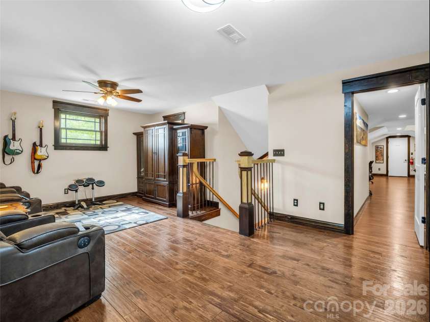 174 Rock Ridge, Lake Lure, NC 28746.  MLS# CAR4371257, YatesRealty ID 19135. 