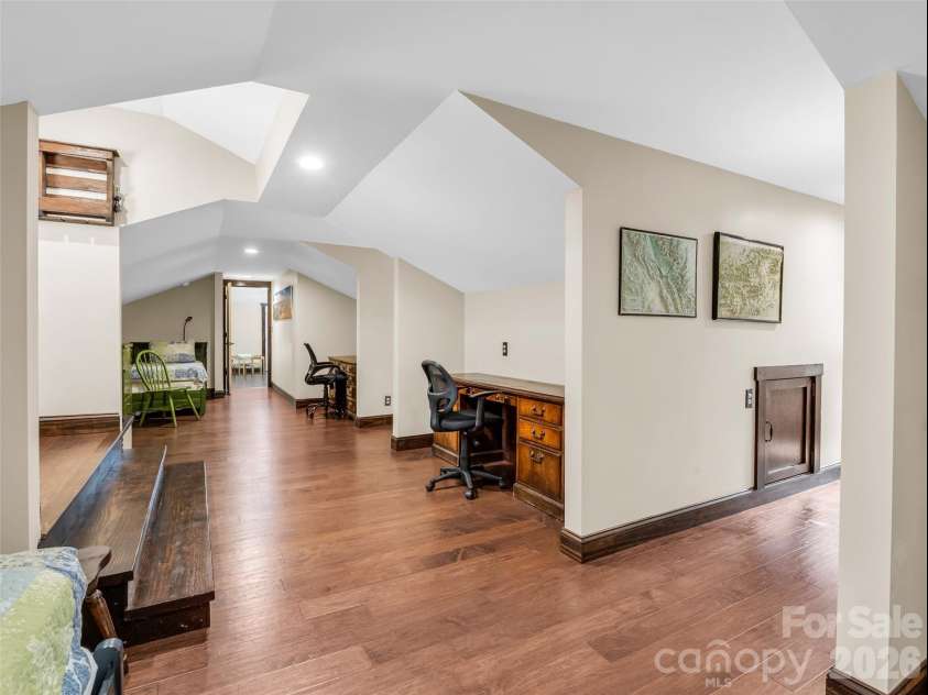 174 Rock Ridge, Lake Lure, NC 28746.  MLS# CAR4371257, YatesRealty ID 19135. 
