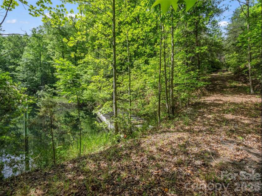 174 Rock Ridge, Lake Lure, NC 28746.  MLS# CAR4371257, YatesRealty ID 19135. 