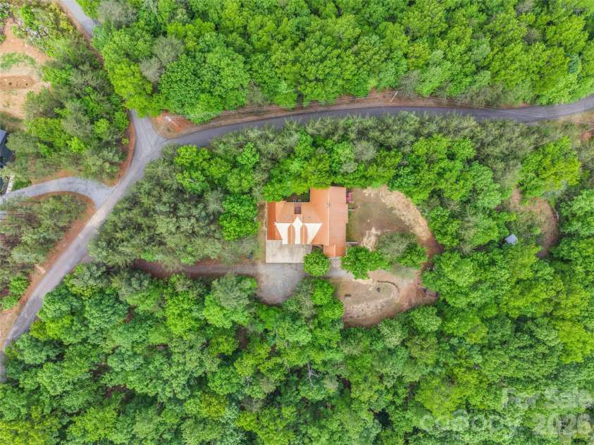 174 Rock Ridge, Lake Lure, NC 28746.  MLS# CAR4371257, YatesRealty ID 19135. 