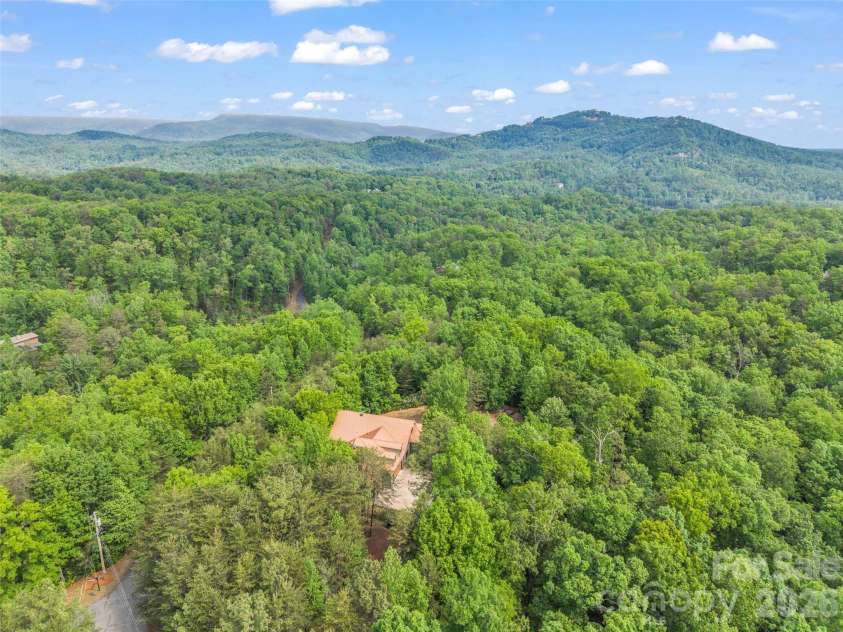 174 Rock Ridge, Lake Lure, NC 28746.  MLS# CAR4371257, YatesRealty ID 19135. 