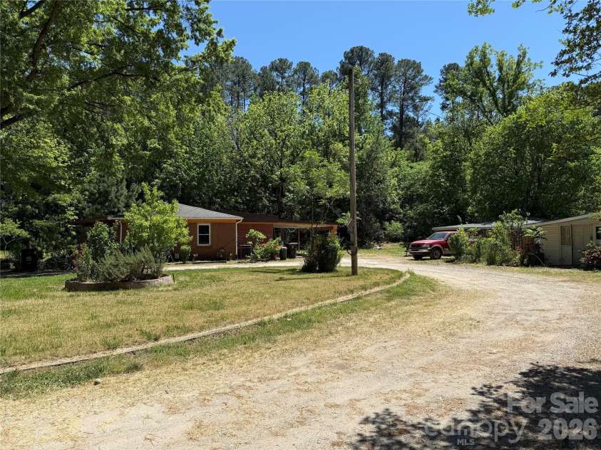 2301 Eva Drive, Concord, NC 28027.  MLS# CAR4372916, YatesRealty ID 19137. 