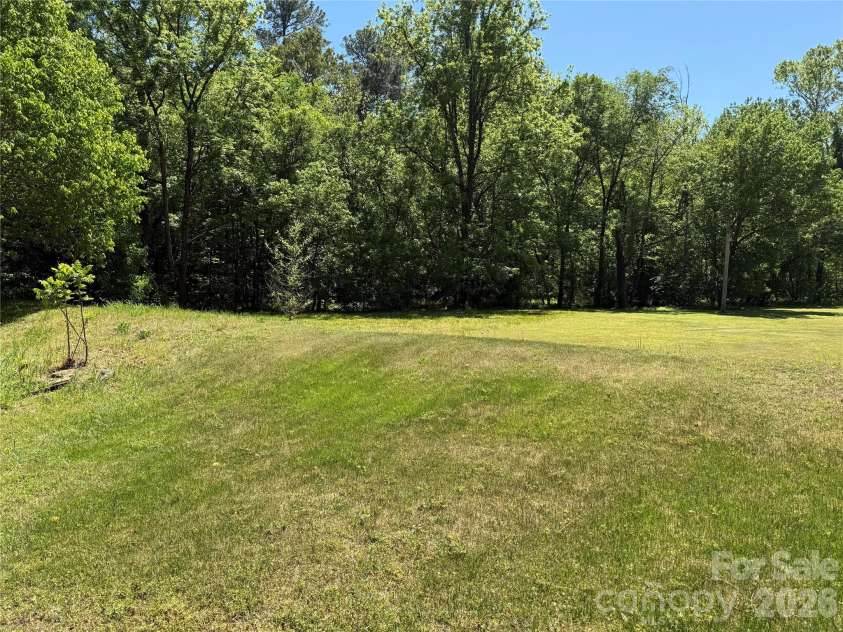 2301 Eva Drive, Concord, NC 28027.  MLS# CAR4372916, YatesRealty ID 19137. 