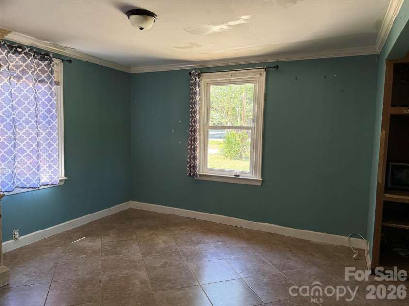 2301 Eva Drive, Concord, NC 28027.  MLS# CAR4372916, YatesRealty ID 19137. 