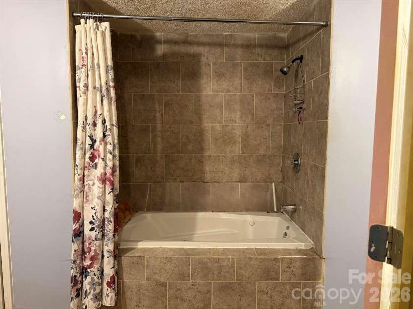 2301 Eva Drive, Concord, NC 28027.  MLS# CAR4372916, YatesRealty ID 19137. 