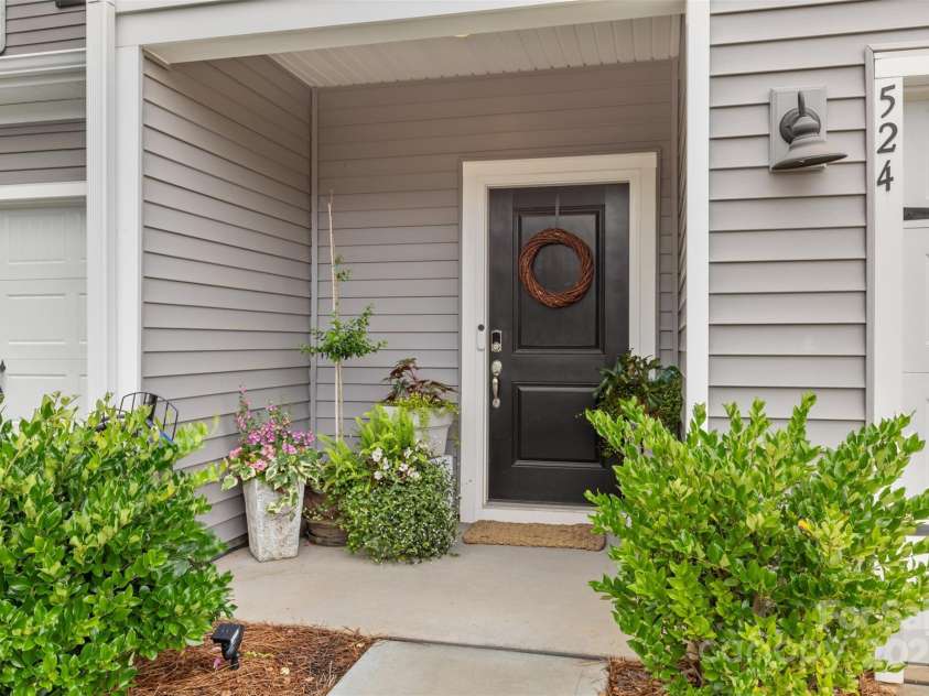 524 Tayberry Lane, Fort Mill, SC 29715.  MLS# CAR4267303, YatesRealty ID 19137. 