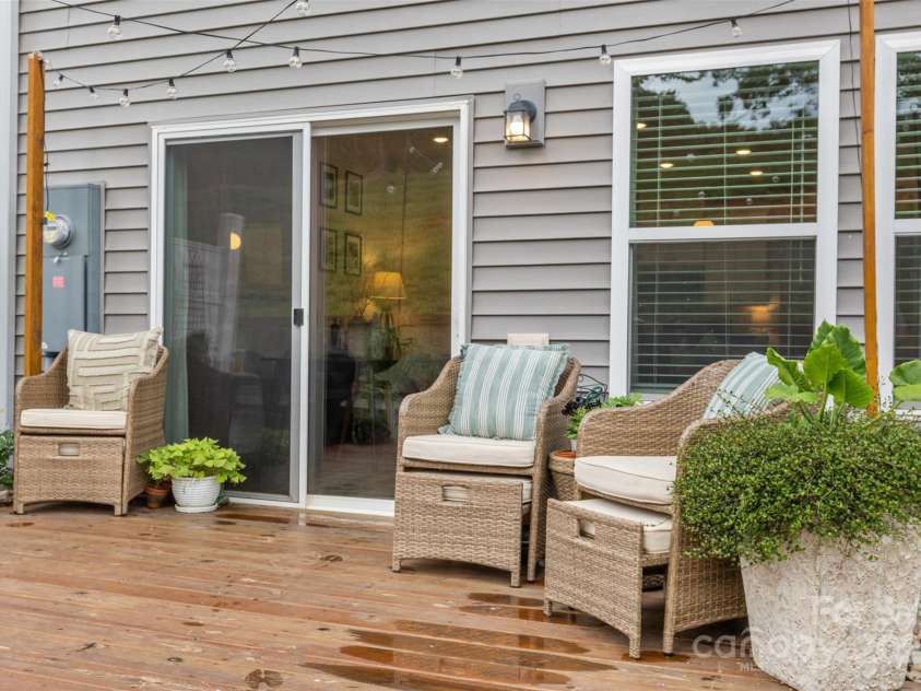 524 Tayberry Lane, Fort Mill, SC 29715.  MLS# CAR4267303, YatesRealty ID 19137. 