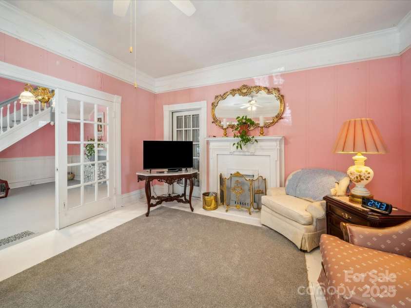 408 Ellis Street, Salisbury, NC 28144.  MLS# CAR4265701, YatesRealty ID 19139. 