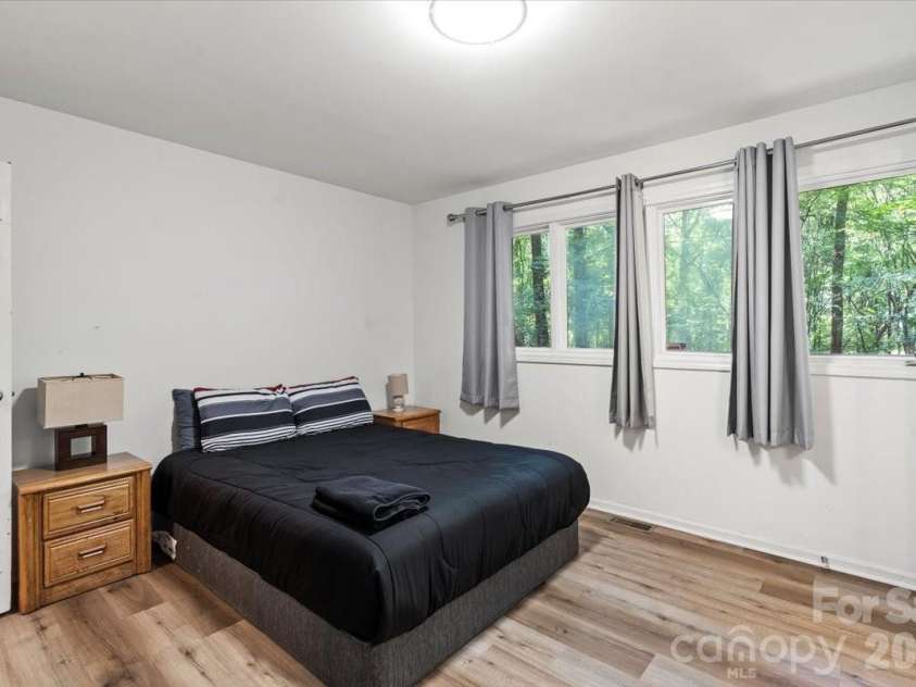 1715 Union Road, Matthews, NC 28104.  MLS# CAR4300417, YatesRealty ID 1914. 
