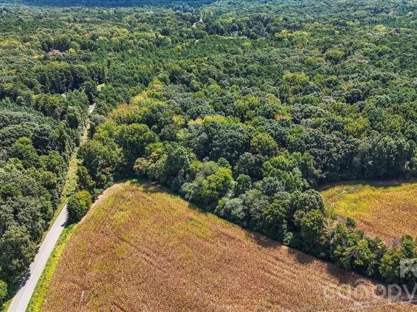 1715 Union Road, Matthews, NC 28104.  MLS# CAR4300417, YatesRealty ID 1914. 