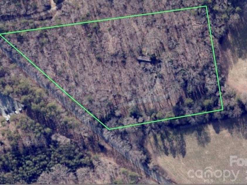1715 Union Road, Matthews, NC 28104.  MLS# CAR4300417, YatesRealty ID 1914. 