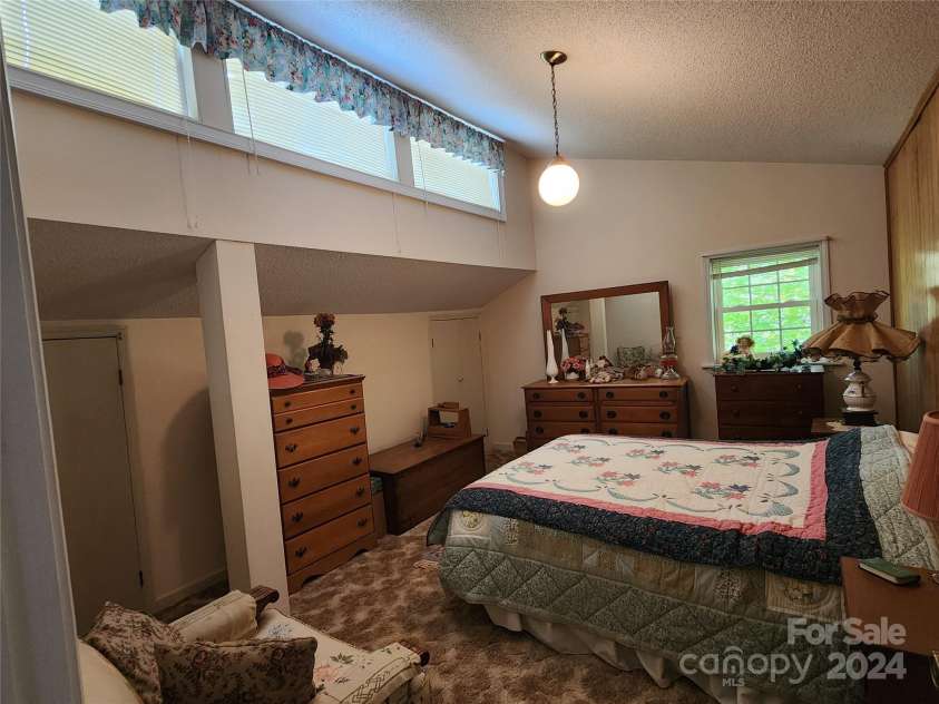 207 Southwinds Drive, Rutherfordton, NC 28139.  MLS# CAR4182508, YatesRealty ID 1914. 