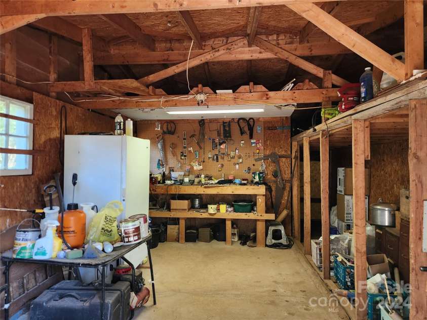 207 Southwinds Drive, Rutherfordton, NC 28139.  MLS# CAR4182508, YatesRealty ID 1914. 