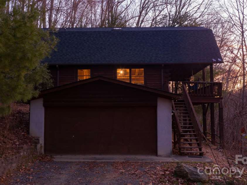 2311 Old Mountain Road, Mars Hill, NC 28754.  MLS# CAR4280251, YatesRealty ID 1914. 