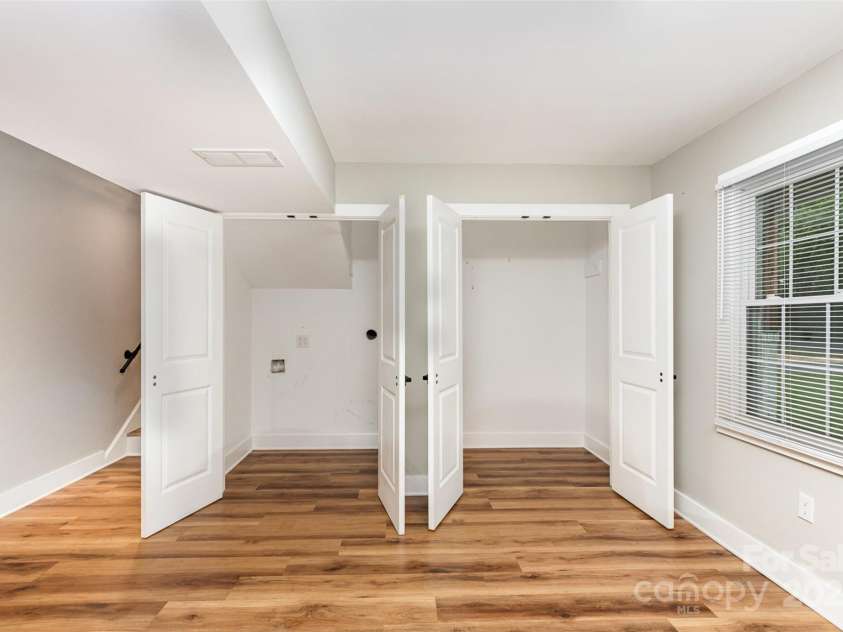 5316 Teakwood Drive, Kannapolis, NC 28083.  MLS# CAR4240983, YatesRealty ID 19140. Laundry Closet