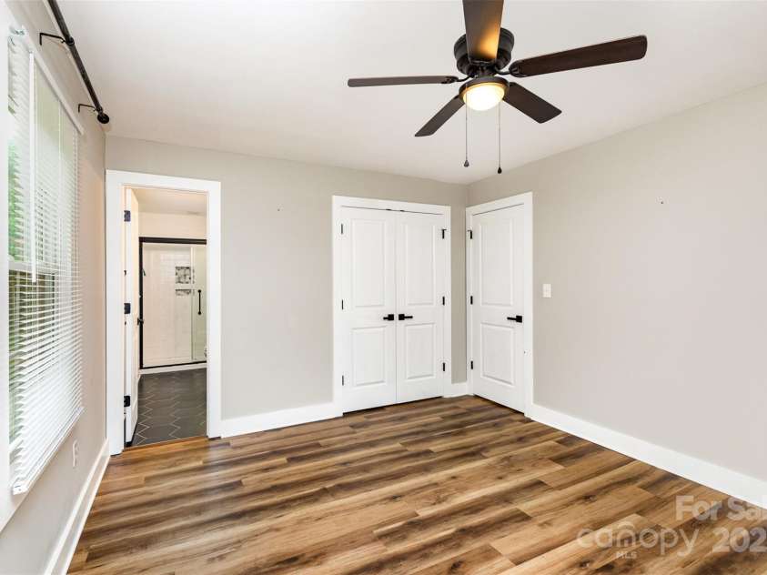 5316 Teakwood Drive, Kannapolis, NC 28083.  MLS# CAR4240983, YatesRealty ID 19140. Primary Bedroom