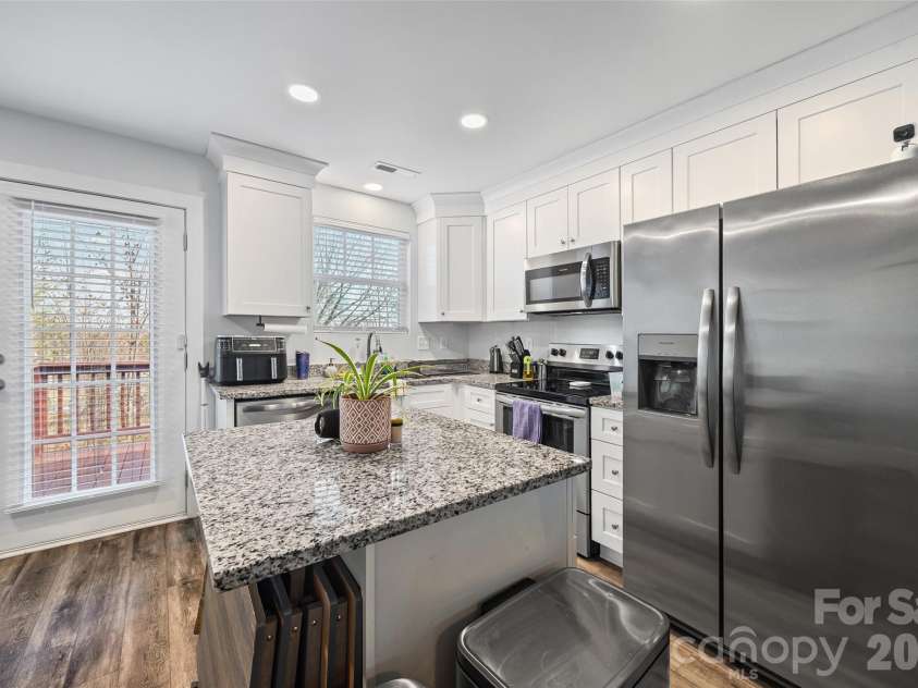 147 White Street, Concord, NC 28027.  MLS# CAR4349359, YatesRealty ID 19141. 