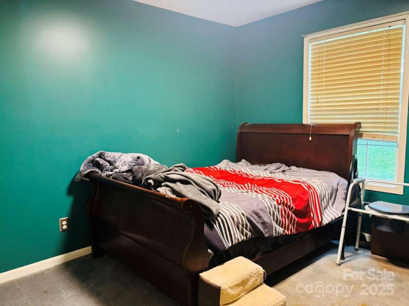 16 English Oaks Drive, Candler, NC 28715.  MLS# CAR4258090, YatesRealty ID 19142. Guest room #2