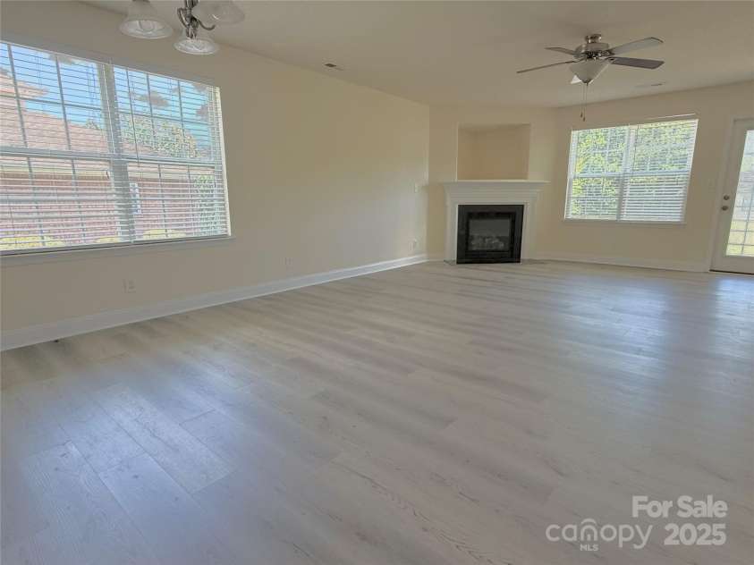 7534 April Mist Trail, Huntersville, NC 28078.  MLS# CAR4283212, YatesRealty ID 19143. 