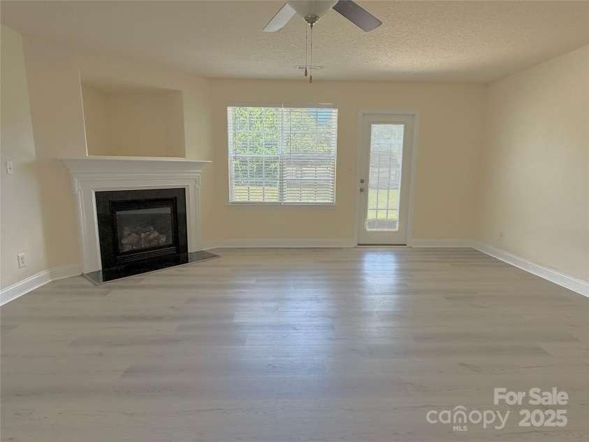 7534 April Mist Trail, Huntersville, NC 28078.  MLS# CAR4283212, YatesRealty ID 19143. 