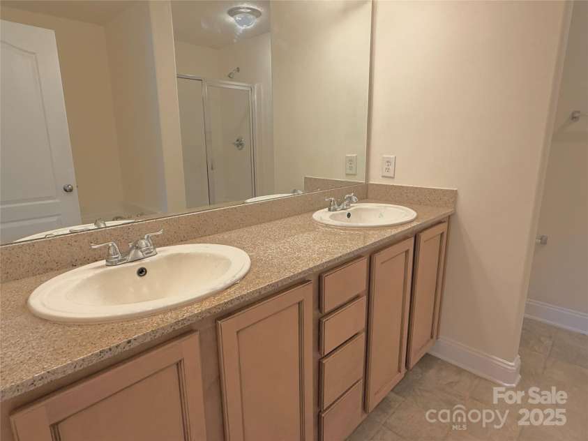 7534 April Mist Trail, Huntersville, NC 28078.  MLS# CAR4283212, YatesRealty ID 19143. 
