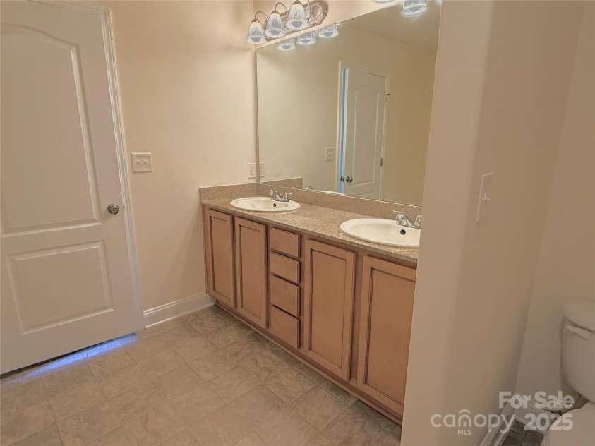 7534 April Mist Trail, Huntersville, NC 28078.  MLS# CAR4283212, YatesRealty ID 19143. 