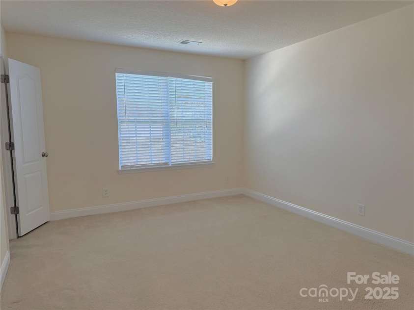 7534 April Mist Trail, Huntersville, NC 28078.  MLS# CAR4283212, YatesRealty ID 19143. 