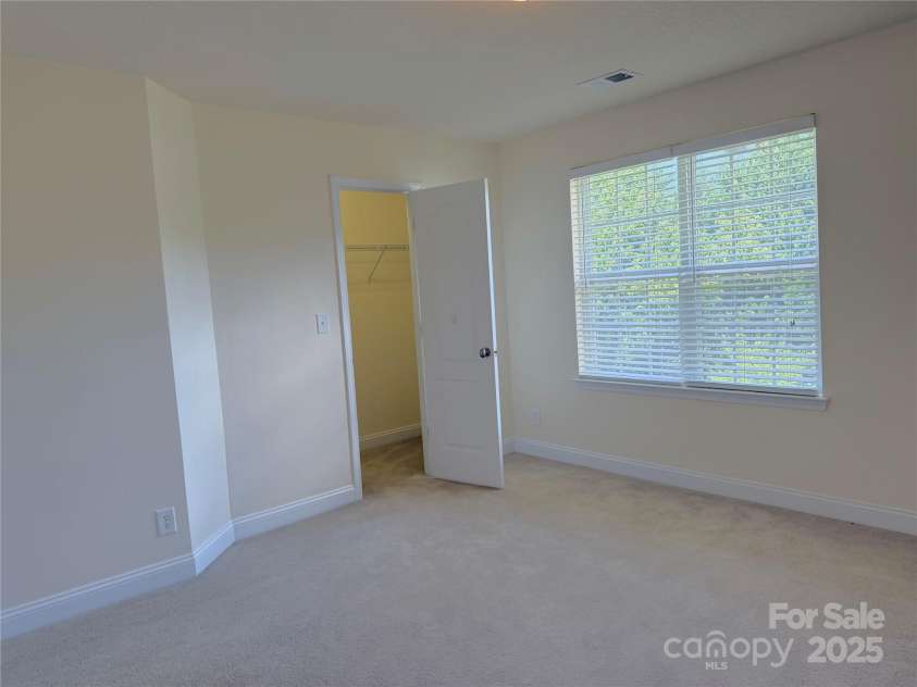 7534 April Mist Trail, Huntersville, NC 28078.  MLS# CAR4283212, YatesRealty ID 19143. 