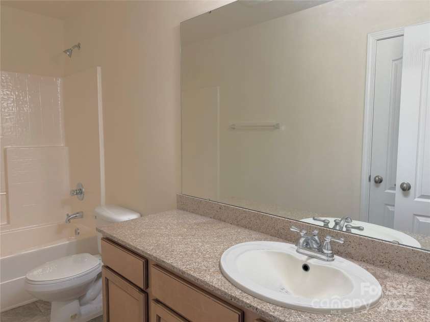 7534 April Mist Trail, Huntersville, NC 28078.  MLS# CAR4283212, YatesRealty ID 19143. 