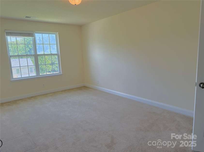7534 April Mist Trail, Huntersville, NC 28078.  MLS# CAR4283212, YatesRealty ID 19143. 