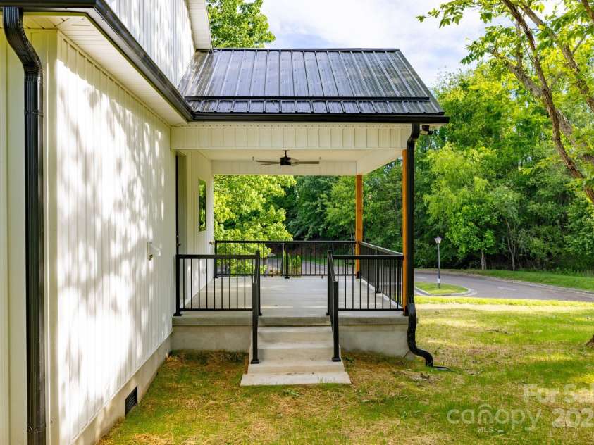 219 Grayson Street, Sparta, NC 28675.  MLS# CAR4265923, YatesRealty ID 19146. 