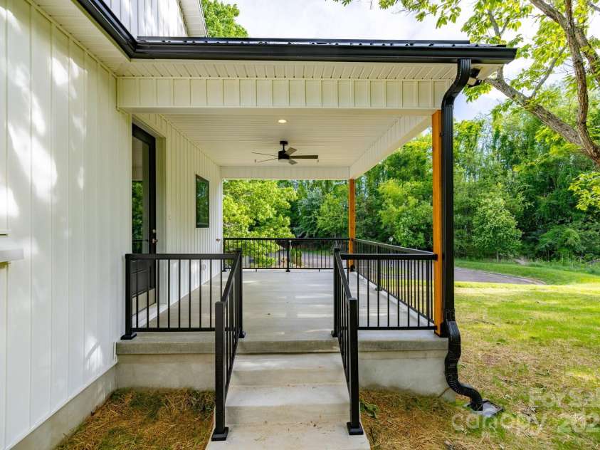 219 Grayson Street, Sparta, NC 28675.  MLS# CAR4265923, YatesRealty ID 19146. 