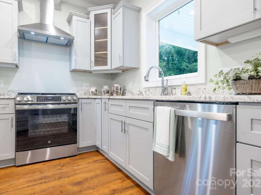 219 Grayson Street, Sparta, NC 28675.  MLS# CAR4265923, YatesRealty ID 19146. 