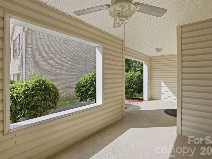 812 Maupin Avenue, Salisbury, NC 28144.  MLS# CAR4378032, YatesRealty ID 19146. Porch
