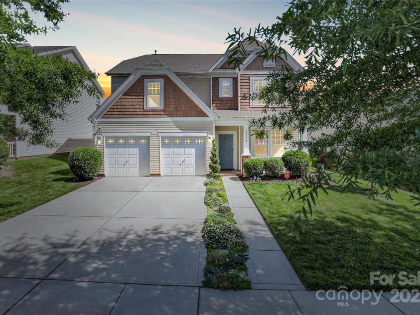 2210 Winding River Drive, Charlotte, NC 28214.  MLS# CAR4264279, YatesRealty ID 19147. 