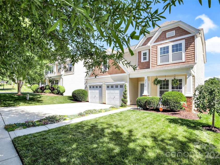 2210 Winding River Drive, Charlotte, NC 28214.  MLS# CAR4264279, YatesRealty ID 19147. 