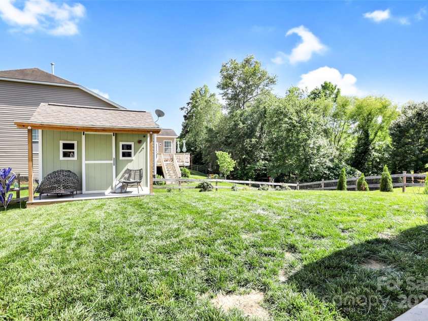 2210 Winding River Drive, Charlotte, NC 28214.  MLS# CAR4264279, YatesRealty ID 19147. Backyard